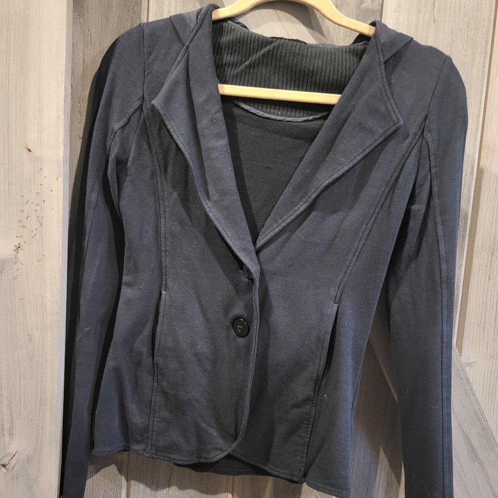 Black LINQ Small Hooded Blazer